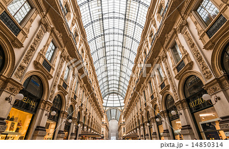 イタリア　ミラノ　ガレリア 14850314