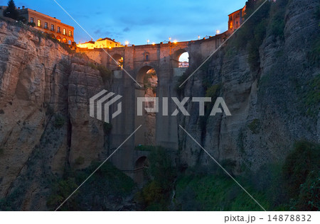 Bridge called Puente Nuevo in early morning at Ronda 14878832