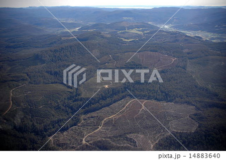 Tasmania aerial view 14883640