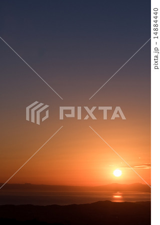 夜明けの平尾台からの日の出 夜明けの平尾台からの日の出 14884440