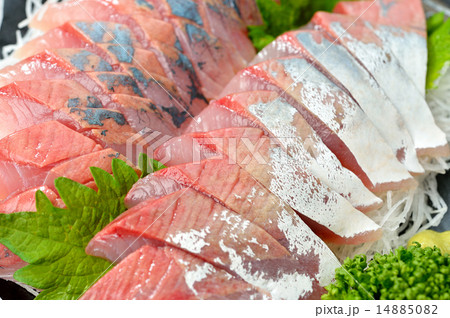 イナダ ブリ ハマチの幼魚 の刺身 の写真素材 1450