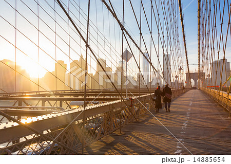 Brooklyn bridge at sunset, New York City. 14885654