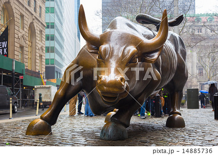 Charging Bull in Lower Manhattan, NY. 14885736