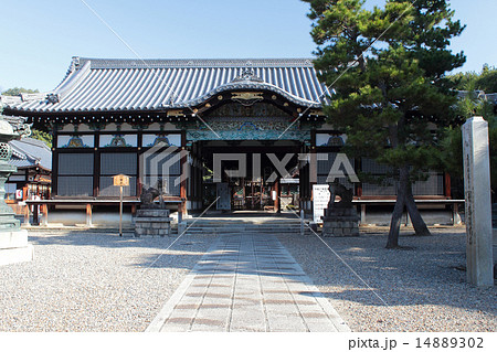 京都　御香宮神社　拝殿 14889302