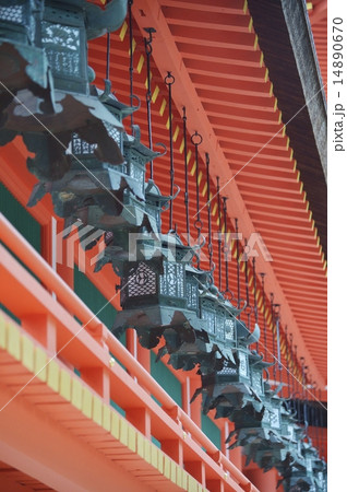 春日大社 釣燈籠 14890670