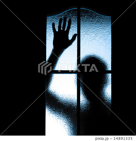 diffused silhouette of people 14891335