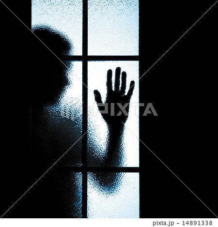 diffused silhouette of people 14891338