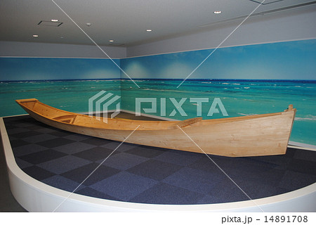 沖縄の古い船、サバニ 14891708