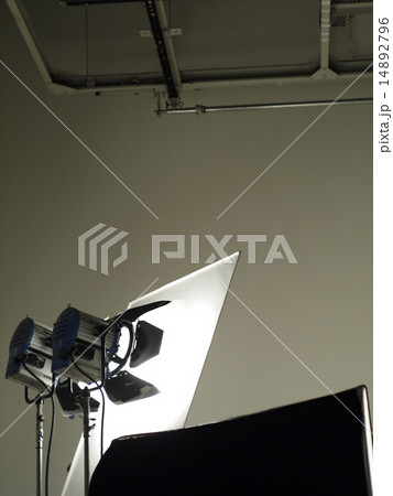 スタジオ照明 14892796