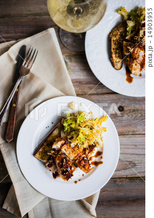 Grilled chicken with vegetables Grilled chicken with vegetables 14903955