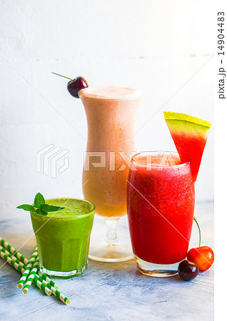 Colorful smoothie cocktails 14904483