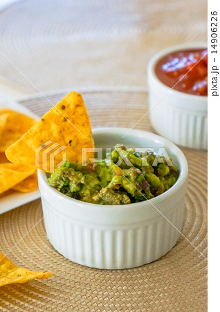 Guacamole with Tortilla Chips , Totopos Guacamole with Tortilla Chips , Totopos 14906226