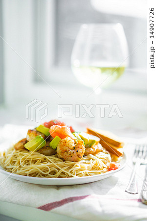 Pasta with shrimps 14907726