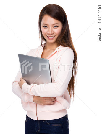 Woman hold with laptop 14917461