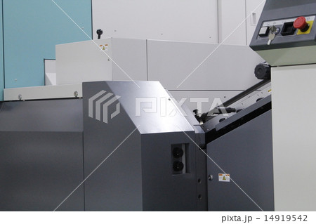 印刷工場の機械 14919542