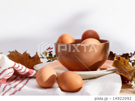 plates with eggs 14922092
