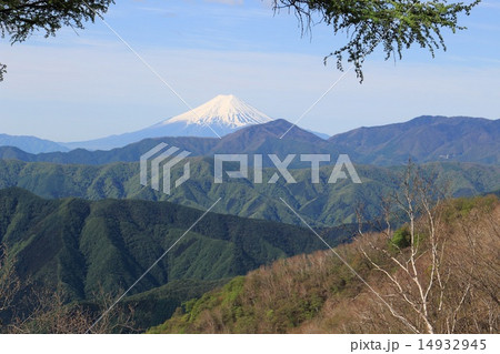 山々と富士 14932945