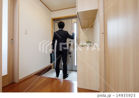 出勤 出勤 14935923