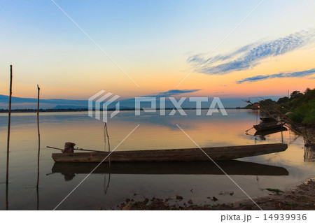 Fishing boats at the Mekong River 14939936