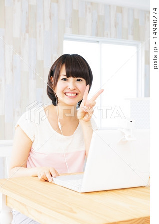 若い女性 14940274