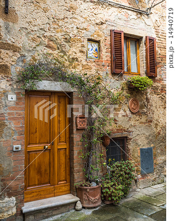イタリア　トスカーナ　ピエンツァの民家 14940719