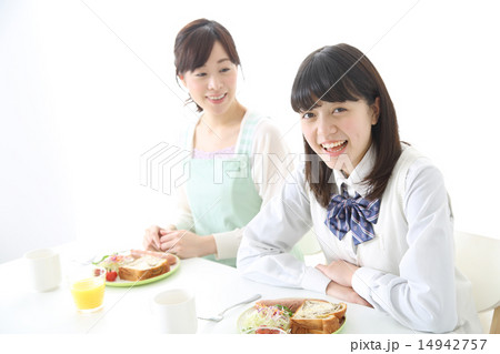 お母さんの朝食は、おいしいのよ~ お母さんの朝食は、おいしいのよ~ 14942757