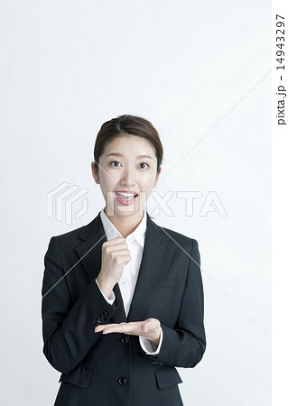 20代女性 スーツ ポートレート 20代女性 スーツ ポートレート 14943297
