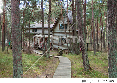 wooden house 14945389