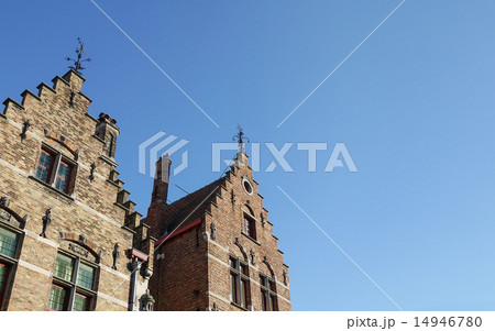 Medieval houses in Bruges town, West Flanders Medieval houses in Bruges town, West Flanders 14946780