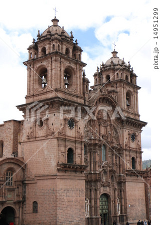 世界遺産ペルーのクスコのアルマス広場にあるカテドラル５ 14951299
