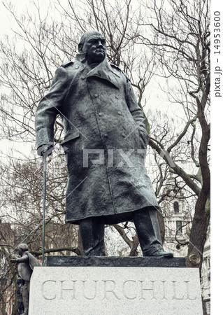 Statue of Winston Churchill, Parliament square 14953600