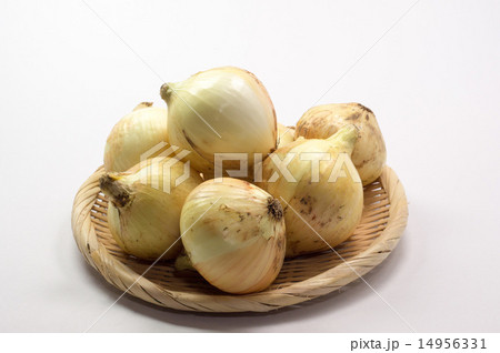 新玉ねぎ・ザル盛り 14956331