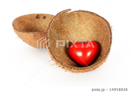 Heart in coconut shell 14958836
