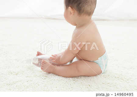 6 months old 14960495