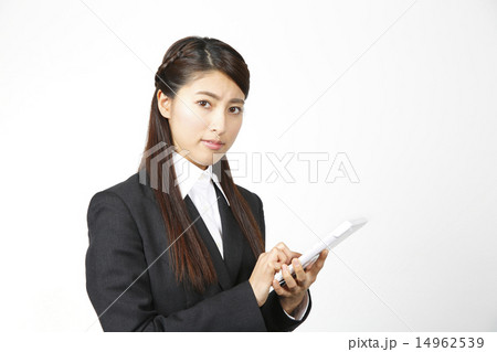 計算する女性 計算する女性 14962539