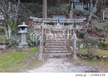 有馬稲荷神社の末社 粟島神社の写真素材