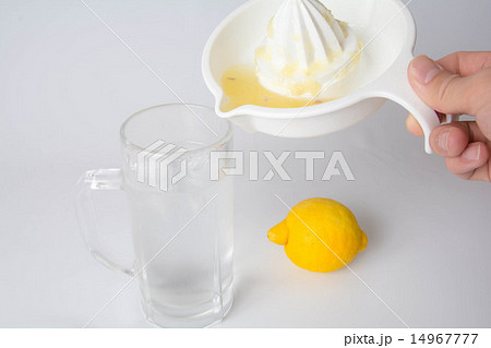 生絞りレモンサワー 生絞りレモンサワー 14967777