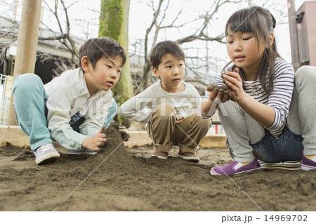 小学生 ママ友の写真素材