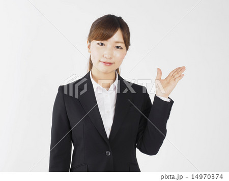 スーツを着た女性 スーツを着た女性 14970374