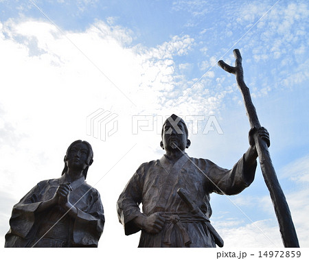 若き日の源頼朝、北条政子、像 14972859