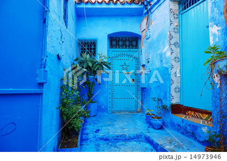 Street in Medina of Chefchaouen, Morocco 14973946