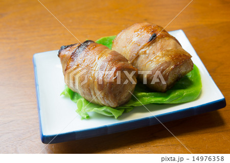 肉巻きおにぎり 14976358