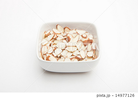 スライスアーモンド 14977126