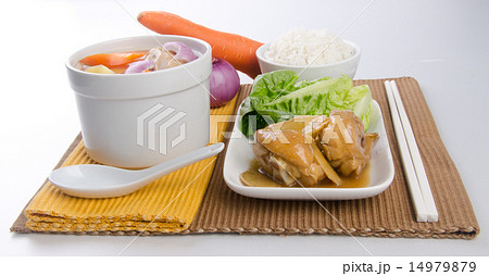 Chicken and herb soup in pot, Chinese food style. 14979879