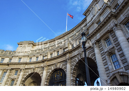 Admiralty Arch; London, UK 14980902