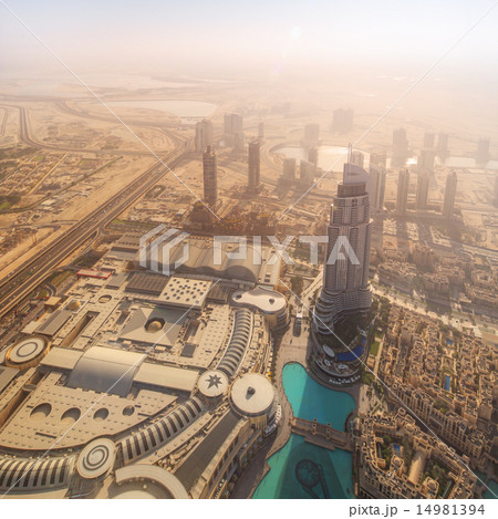 View at Sheikh Zayed Road skyscrapers 14981394