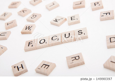 スクラブル文字：FOCUS 14990397