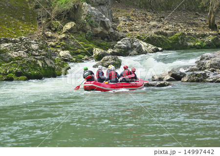 激流下り 激流下り 14997442