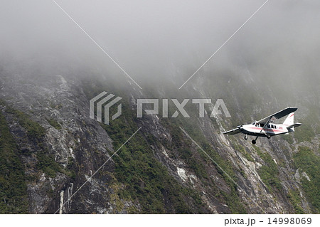 ミルフォード・サウンド 14998069