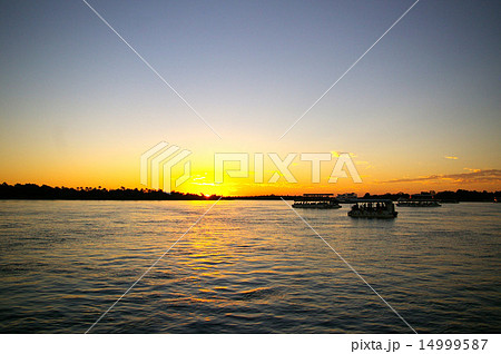 ザンベジ川のサンセット 14999587